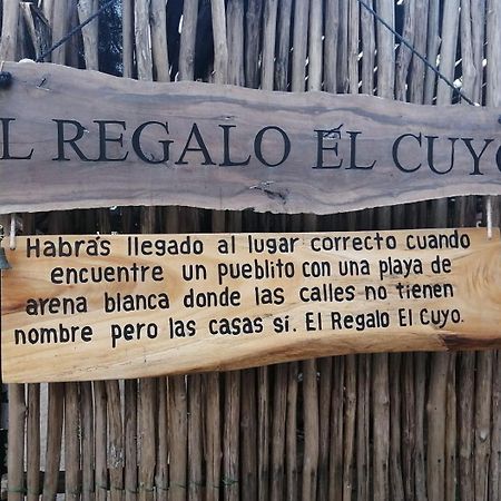 El Regalo El Cuyo Hotel Exterior foto