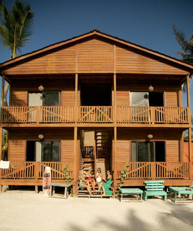 El Regalo El Cuyo Hotel Exterior foto