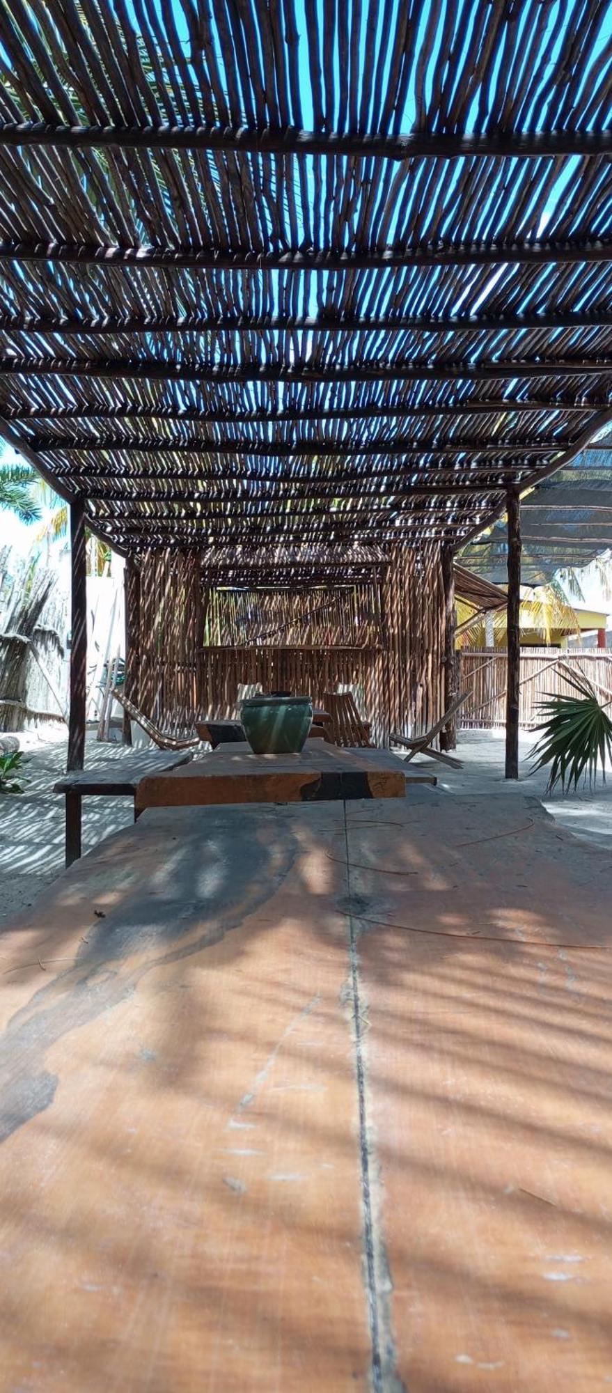 El Regalo El Cuyo Hotel Exterior foto